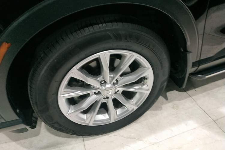 Used Honda CR-V 2023 240TURBO Two-Wheel Drive Deluxe Edition 7 Seats
