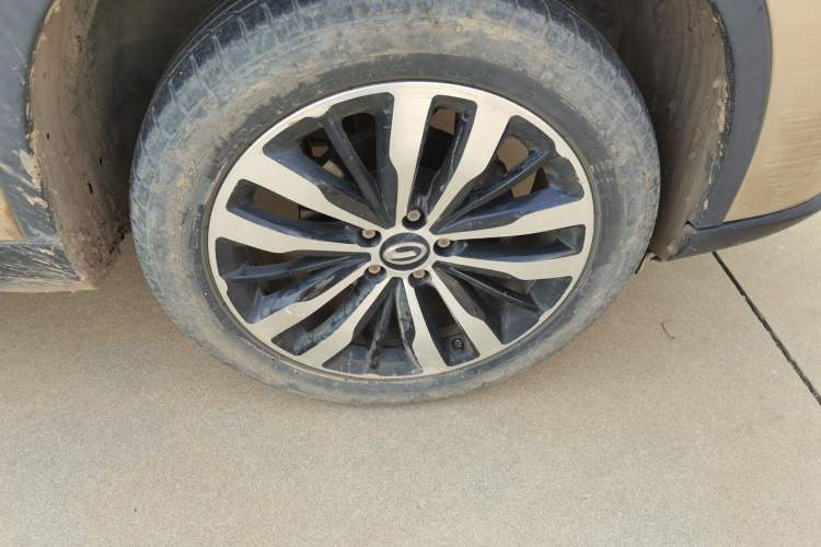 Used GAC Trumpchi GS4 2017 235T Manual Two-Wheel Drive Luxury Edition
