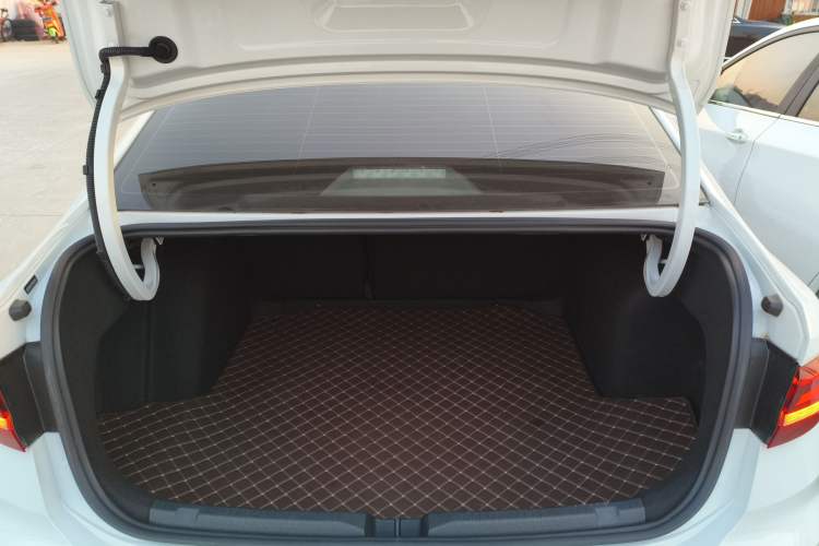 Used Volkswagen Lavida 2023 1.5L Automatic 5 Million Edition
