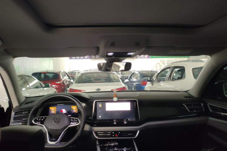 Used Volkswagen Teramont X 2022 330TSI Two-Wheel-Drive Luxury Edition
