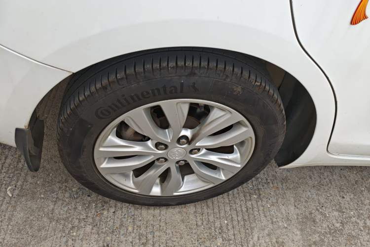 Used Buick GT 2018 15T Manual Elite Version China V Standard
