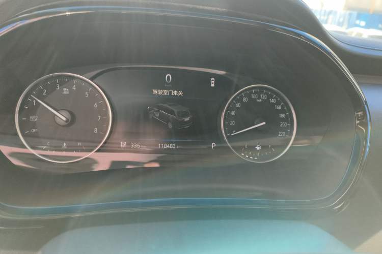 Used Buick GL8 2023 Land Executive Class Smart Enjoyment Model