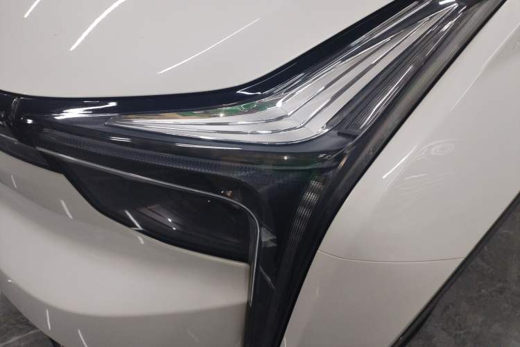 Used NETA U 2022 Zhi400 Pro Lithium Iron Phosphate
