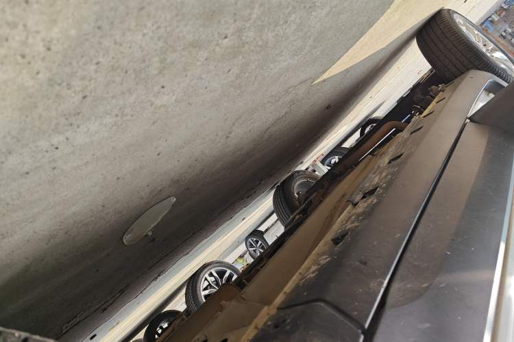 TDK.VehicleDetails.img