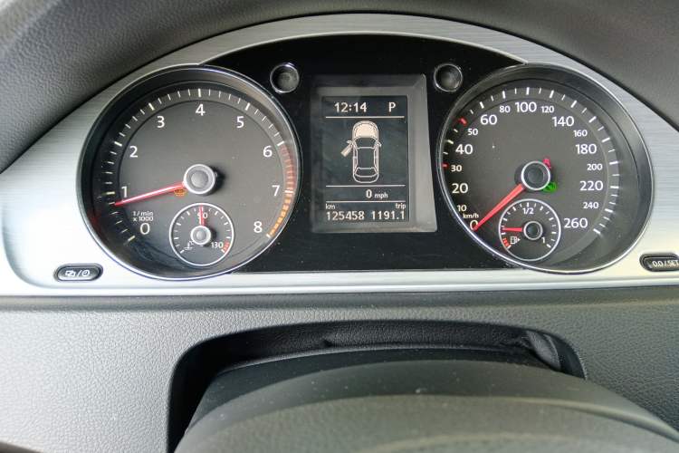 Used Volkswagen Magotan 2015 1.8TSI Advanced Model
