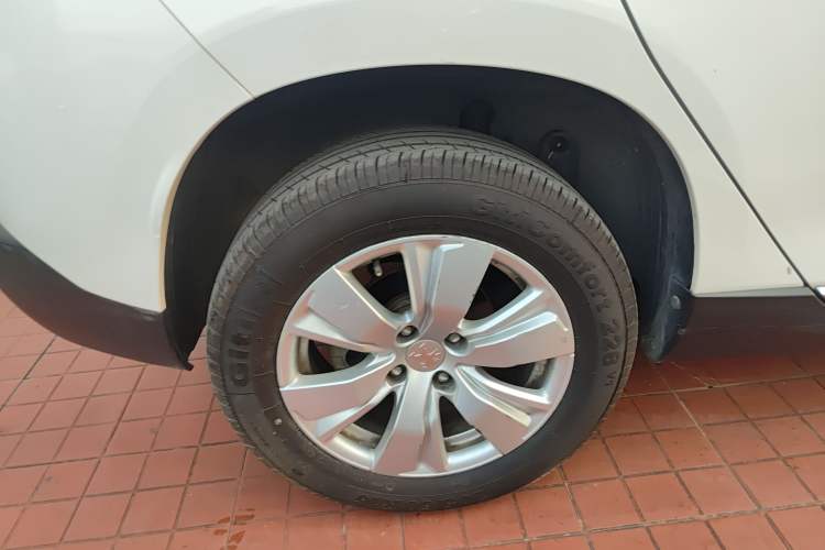 Used Peugeot 2008 2014 1.6L Automatic Fashion Edition
