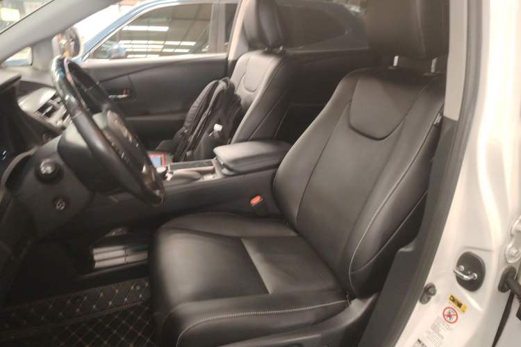 Used Lexus RX Classic 2013 270 Elegant Edition
