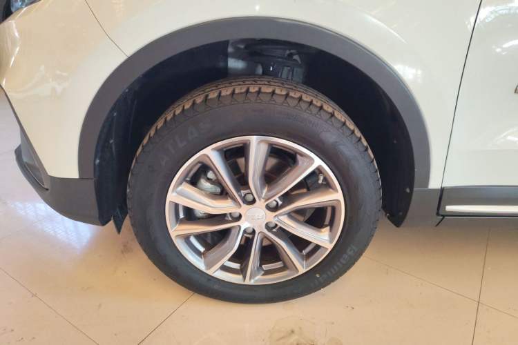 Used Geely Auto Emgrand X7 Sport 2020 1.8TD DCT Two-Wheel Drive Smart Connect 4G-Enabled Version
