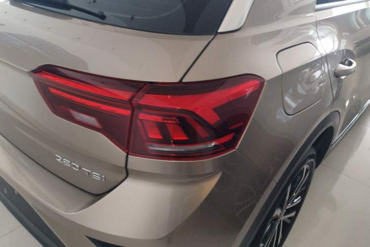 Used Volkswagen T-ROC 2022 280TSI DSG Two-Wheel Drive Comfort PLUS
