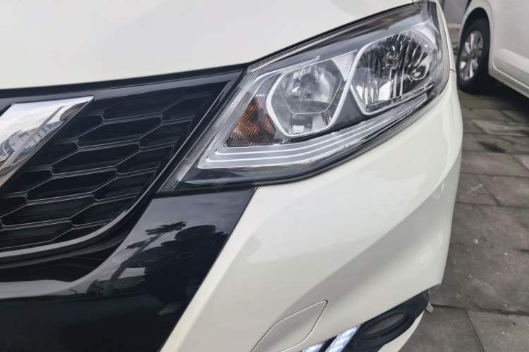 Used Nissan Tiida 2016 1.6L CVT Smart Drive Edition
