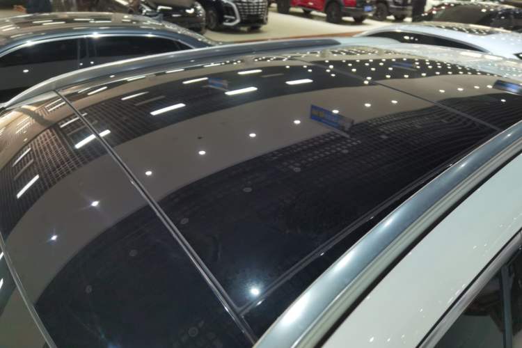 Used Mercedes-Benz GLC 2017 GLC 260 4MATIC Luxury Model
