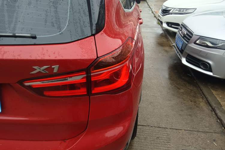 Used BMW X1 2018 sDrive18Li Luxury Model
