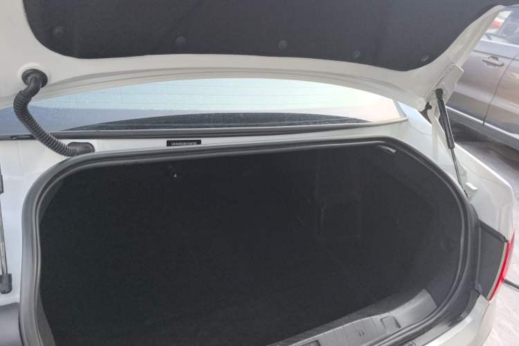 Used Peugeot 408 2013 2.0L Automatic Luxury Edition
