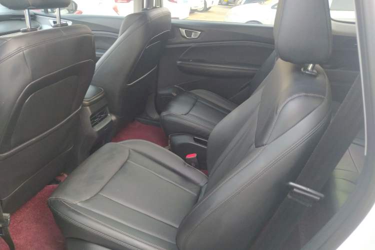 Used Wuling Jiachen 2022 1.5L Manual Light Comfort Edition