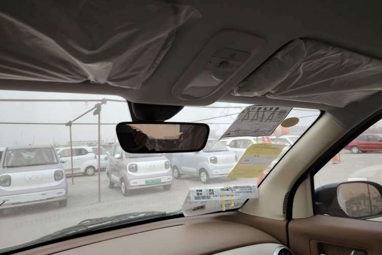 Used Wuling Hongguang MINIEV 2025 Four-Door Version Advanced Edition
