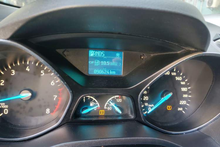 Used Ford Kuga 2019 EcoBoost 180 Two-Wheel-Drive Platinum Edition China VI Standard