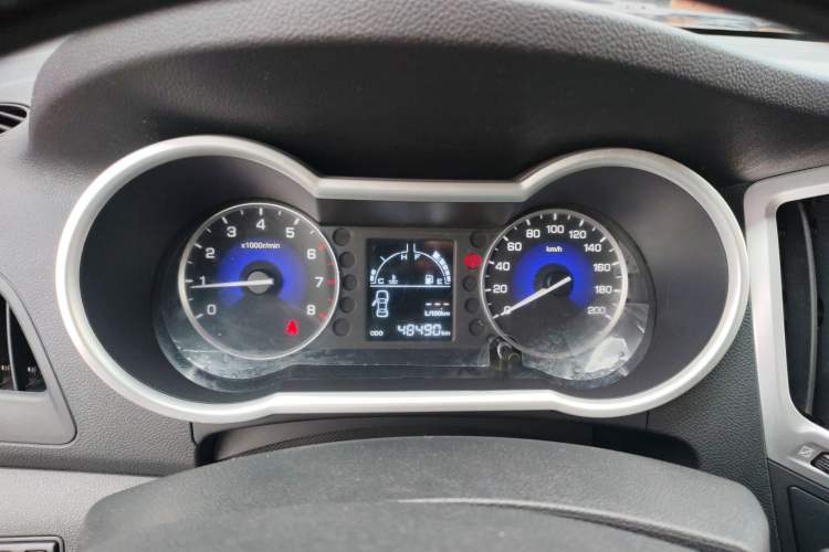 Used Dongfeng Aeolus AX3 2016 1.5L Manual ZhiKu Model