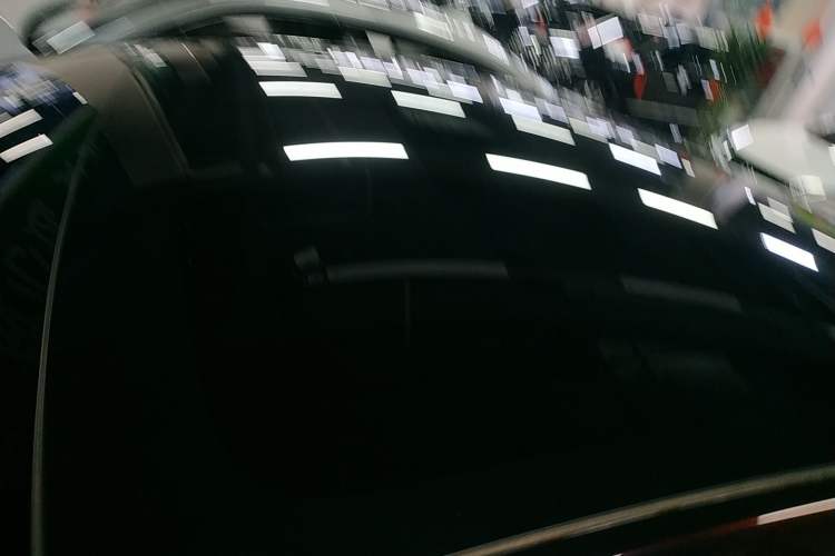 Used Tesla Model Y 2025 Rear-Wheel-Drive Version
