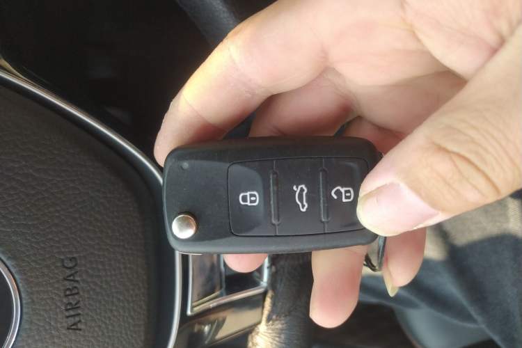 Used Volkswagen Lavida 2019 Lavida Start 1.5L Automatic Trendy Version China VI Standard
