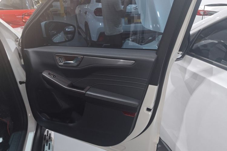 Used Ford Escape 2020 EcoBoost 245 Four-Wheel Drive Titanium Edition
