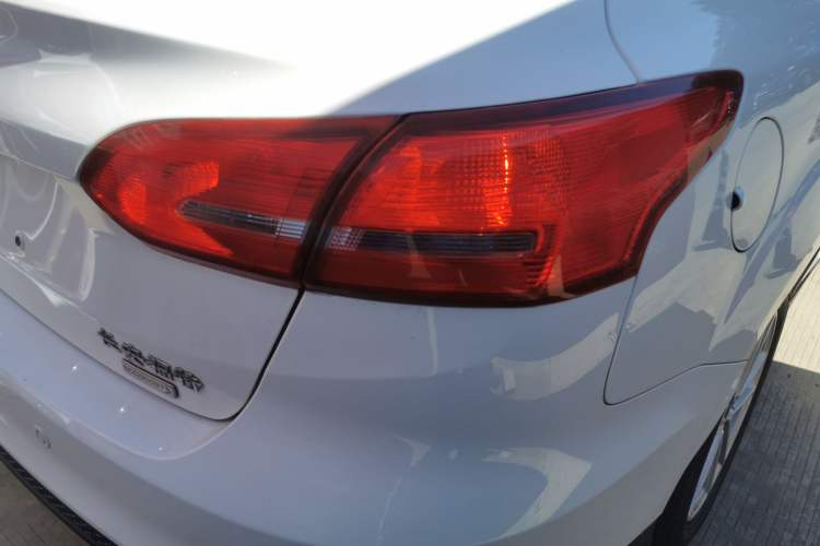 Used Ford Focus 2017 Sedan EcoBoost 180 Automatic Elite Model
