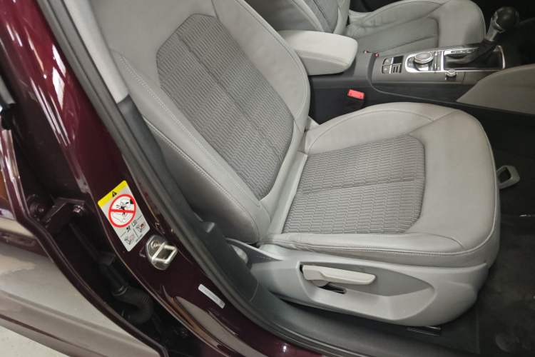 Used Audi A3 2020 Limousine 35 TFSI Fashion Edition China VI Emission Standard