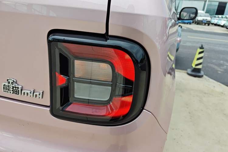 Used  Panda 2024 Panda Mini 200km Endurance Bear
