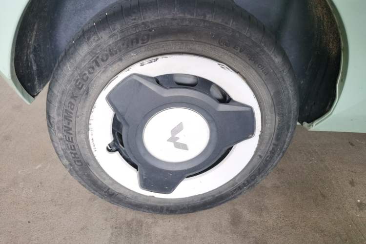 Used Wuling Hongguang MINIEV 2021 Macaron Fashion Model Lithium Iron Phosphate