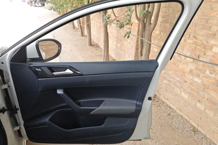 Used Volkswagen Lavida 2023 New Rui 1.5L Automatic New Yi Edition
