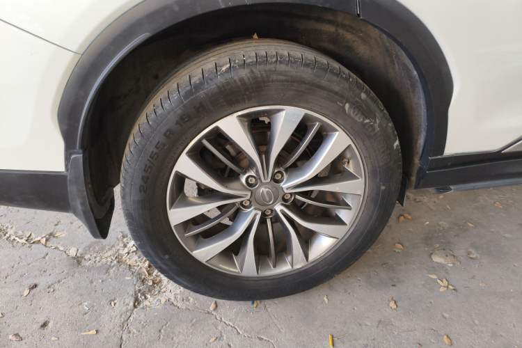 Used GAC Trumpchi GS8 2017 320T Two-Wheel Drive Luxury Smart Connectivity Version (7 Seats)
