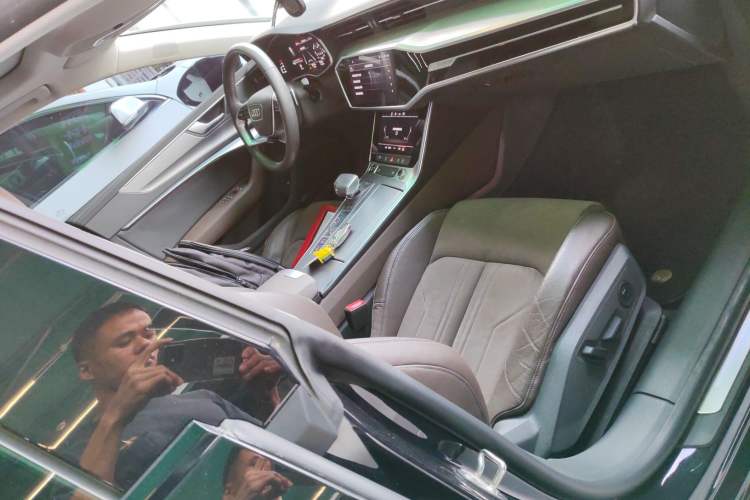 Used Audi A7L 2022 45 TFSI S-line Dream-Building Crystal Flow Package