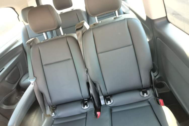 Used Mercedes-Benz Vito 2021 2.0T Elite Version 7 Seats