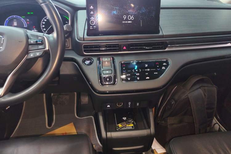 Used Honda Elysion 2024 2.0L eHEV Luxury Edition