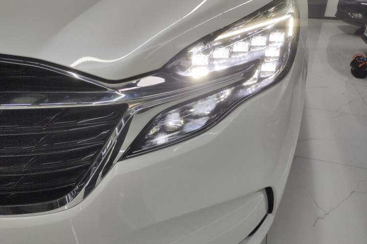 Used Buick GL8 2020 ES Land Cruiser 653T Comfort Edition
