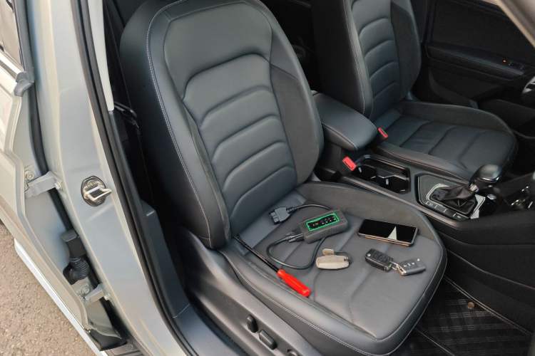 Used Volkswagen Tiguan L 2020 330TSI Automatic Two-Wheel Drive Panoramic Comfort Edition China VI Standard
