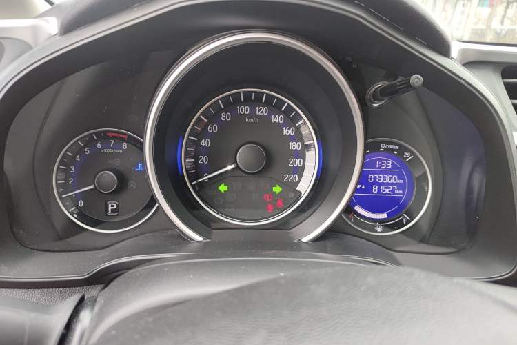 Used Honda Fit 2016 1.5L SES CVT Fashion Sunroof Edition
