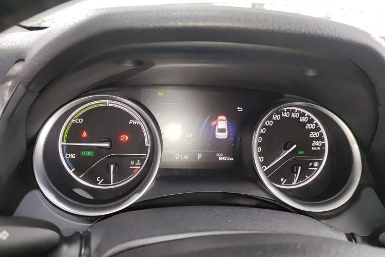 Used Toyota Camry 2018 Dual-Engine 2.5 HG Luxury Edition
