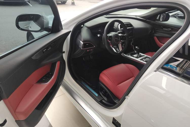 Used Jaguar XEL 2023 2.0T 250 PS R-DYNAMIC S Advanced Sport Edition
