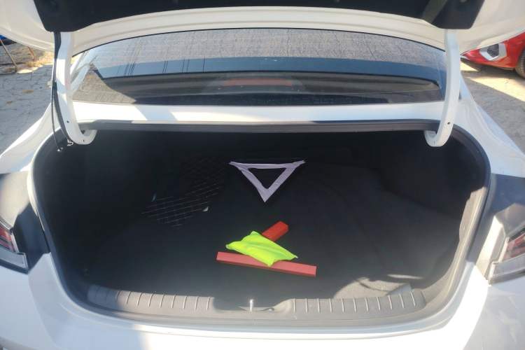 Used Hyundai Elantra 2022 1.5L CVT LUX Prestige Edition