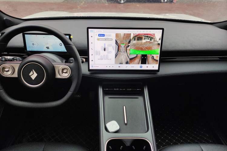 Used Baojun Yunhai 2024 600km Pure Electric Version
