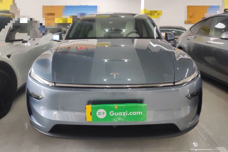 Used Tesla Model Y 2025 Long-Range All-Wheel-Drive Version
