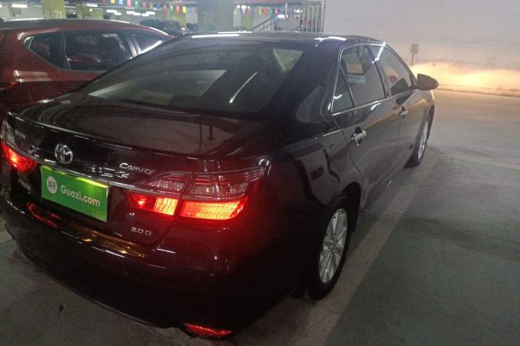 Used Toyota Camry 2016 2.0G 10th Anniversary Leading Edition
