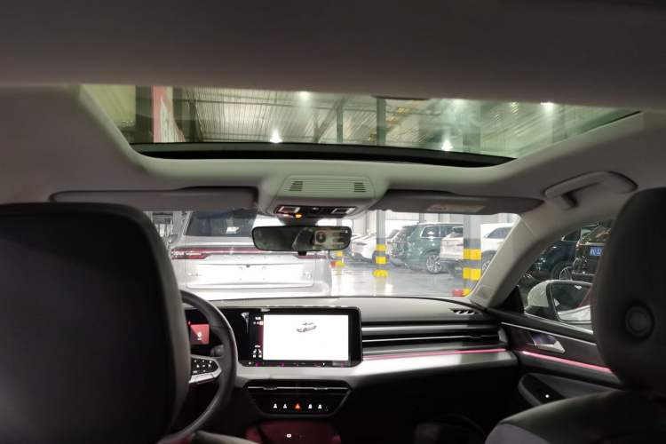 Used Volkswagen Lamando 2024 Lavida L 280TSI DSG Cool & Spicy Edition
