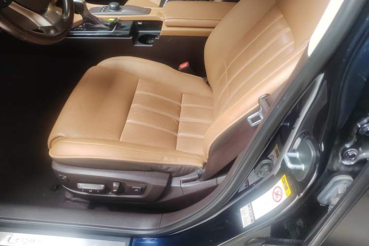 Used Lexus ES 2015 200 Elite Edition
