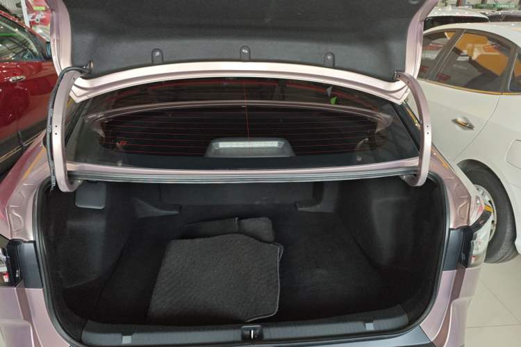 Used Toyota bZ3 2023 616 km Long-Range Premium
