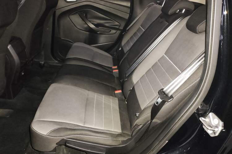 Used Ford Kuga 2013 1.6L GTDi Two-Wheel-Drive Comfort Model