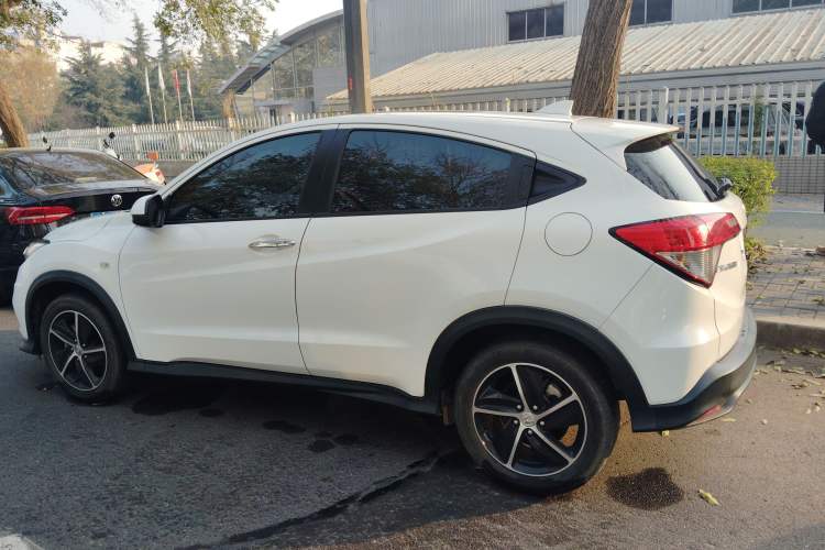 Used Honda Vezel 2020 1.5L CVT Pioneer Edition
