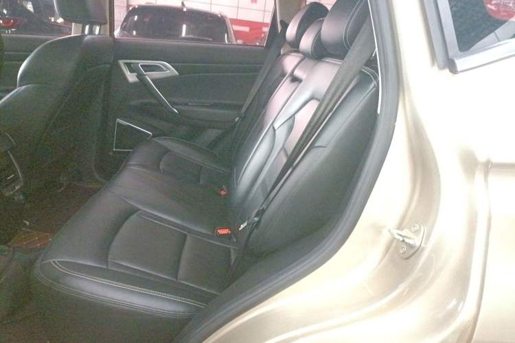 Used Geely Auto Emgrand X7 Sport 2016 1.8TD Automatic Smart Connectivity Version