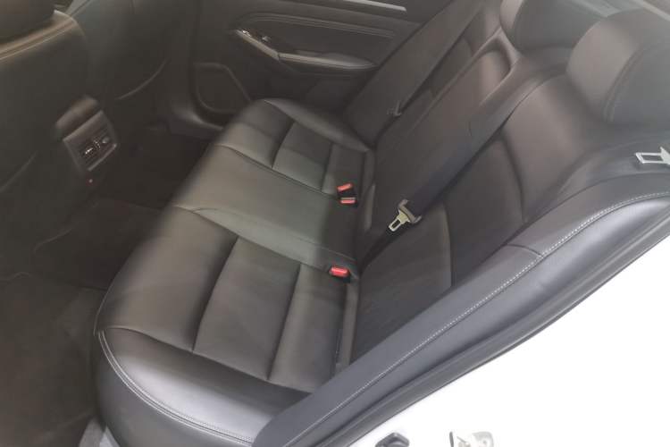 Used Nissan Teana 2022 2.0L XL-TLS Enjoyment Edition
