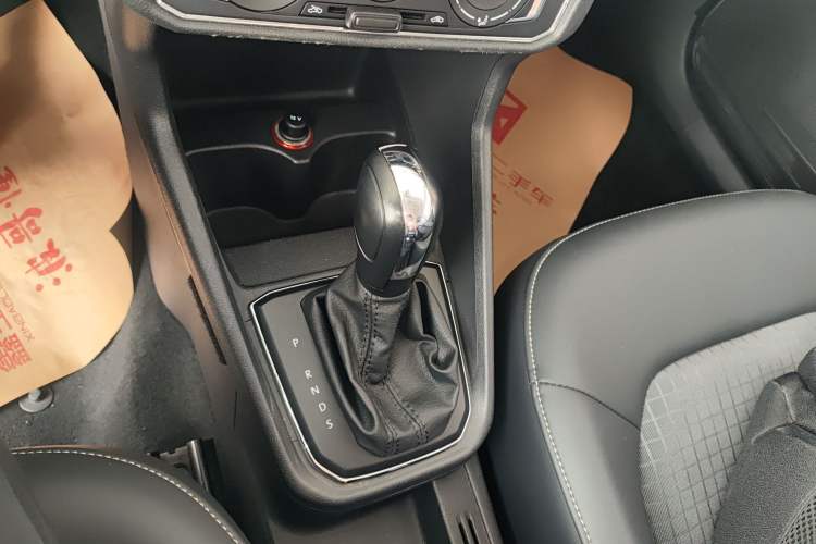 Used Volkswagen Santana 2016 1.6L Automatic Comfort Edition